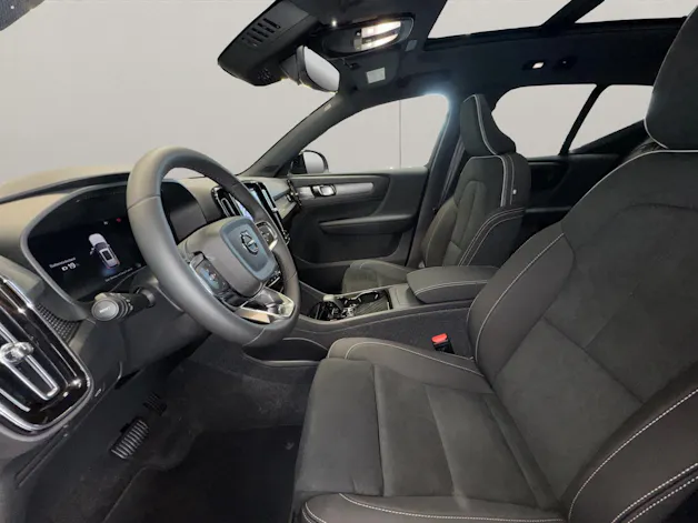 Volvo EX40 Twin XCENTRIC Edition AWD