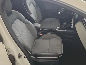 Renault Clio 1.6 E-Tech techno
