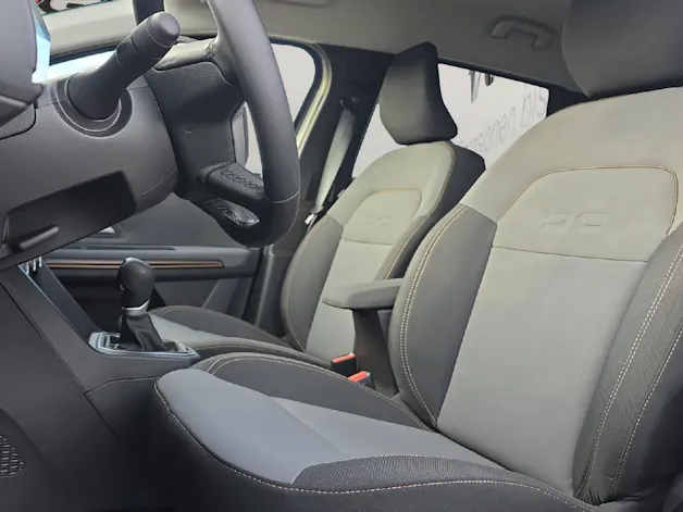 Dacia Jogger 1.6 Hybrid Extreme 5P