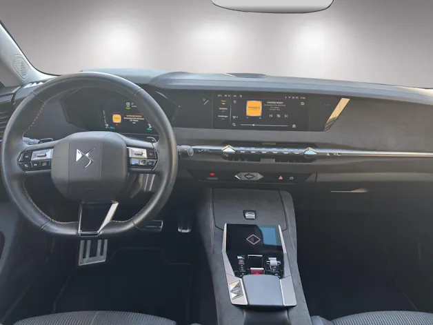 DS Automobiles 4 1.6 E-Tense Performance Line