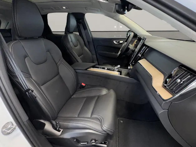 Volvo XC60 2.0 T8 TE Ultra Dark eAWD