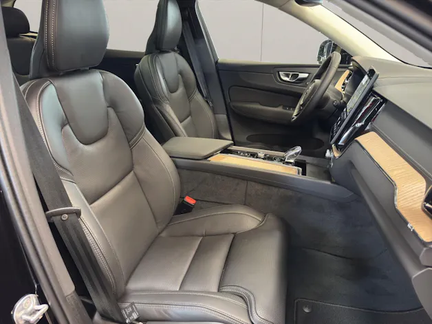 Volvo XC60 2.0 T8 TE Ultra Dark eAWD