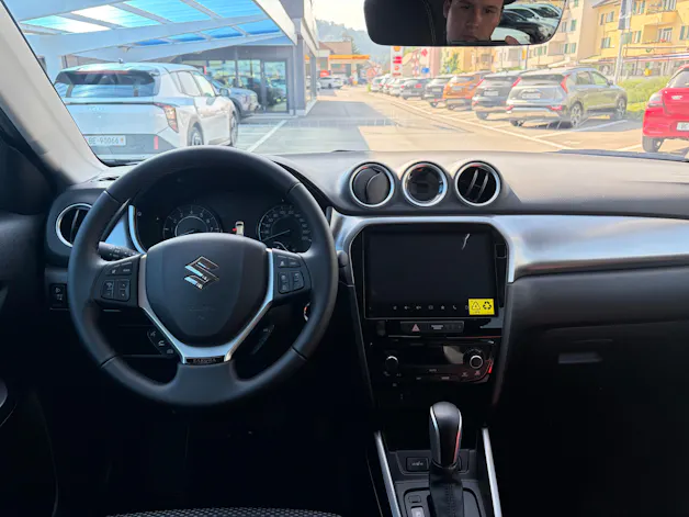 Suzuki Vitara 1.4 T Sakura Hybrid 4x4