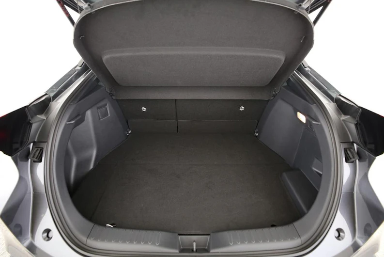 immagine del veicolo TOYOTA C-HR