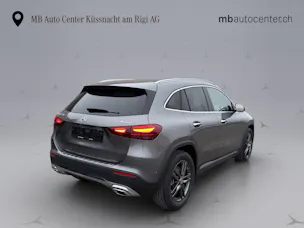 Mercedes-Benz GLA 250 Swiss Star Progressive 4matic