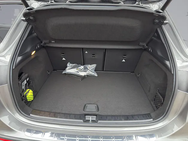 Mercedes-Benz GLA 250 Swiss Star Progressive 4matic