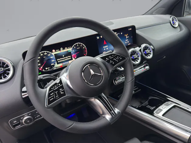 Mercedes-Benz GLA 250 Swiss Star Progressive 4matic