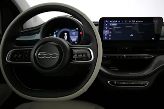 https://vehicle.imgix.net/4265652/692d7856-59bd-4388-9ffb-42886554e7b5.jpg