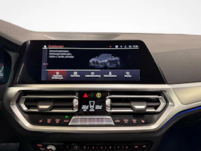 https://vehicle.imgix.net/4265658/431eee43-ff2e-4ccb-98b2-cd86968a4905.jpg