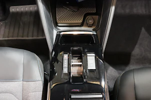 image du véhicule CITROEN C4 1.2 PureTech Swiss Edition