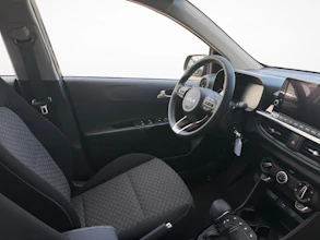 https://vehicle.imgix.net/4265686/f865ee88-25a0-4bff-a8d3-a0971450ae6f.jpg
