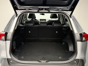 https://vehicle.imgix.net/4265704/d724b336-6ee7-4e3c-889c-8c96488091f6.jpg