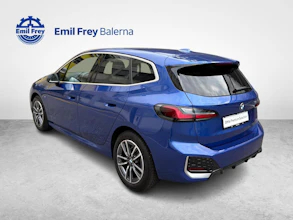 https://vehicle.imgix.net/4265727/de8c8faf-6270-4184-95de-2469a6b72294.jpg