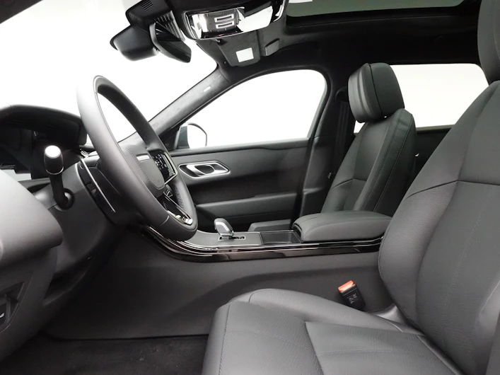 Fahrzeugbild LAND ROVER RANGE ROVER VELAR