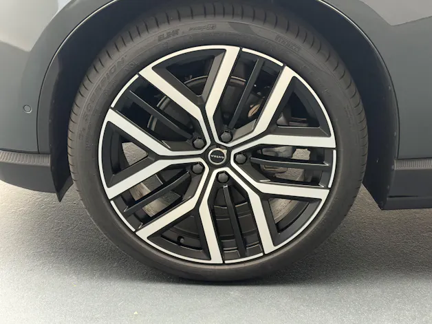 VOLVO EX60 Twin Ultra AWD