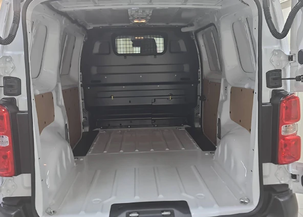 Fahrzeugbild 8 Fahrzeugbild 8