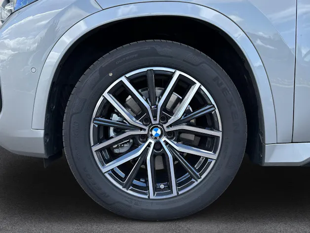 BMW iX1 30 M Sport xDrive U11 (CH) AHK 1.2T 📍