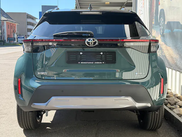 Toyota Yaris Cross 1.5 VVT-i HSD Premium AWD-i