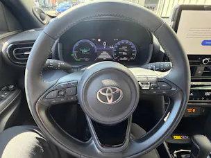 Toyota Yaris Cross 1.5 VVT-i HSD Premium AWD-i