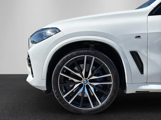 BMW X5 M50i xDrive