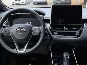 Toyota Corolla Cross 2.0 HSD Premium AWD-i
