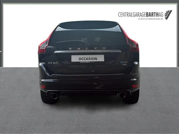 Volvo XC60 2.4 D5 Mom. R-Design AWD S/S