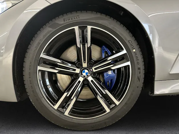 BMW 318i M Sport Touring G21 (CH) AHK 1.3T 📍