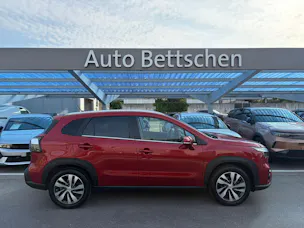 Suzuki S-Cross 1.5 Compact Top Hybrid 4x4