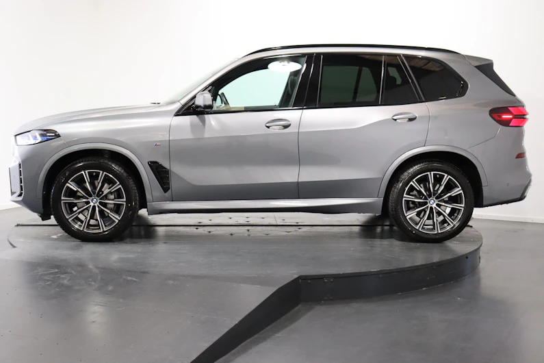 image du véhicule BMW X5