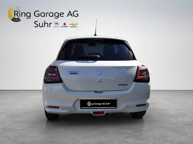 Suzuki Swift 1.2 Sakura Top Hybrid 4x4