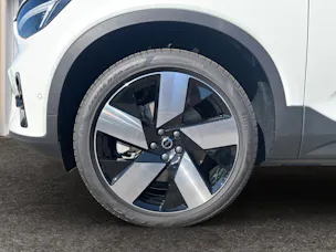 Volvo EX40 Twin XCENTRIC Edition AWD