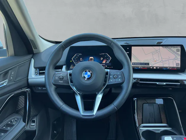 BMW X1 18i sDrive U11 (CH) AHK 📍
