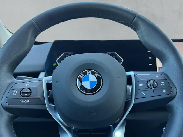 BMW X1 18i sDrive U11 (CH) AHK 📍