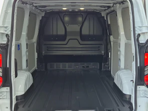 Fahrzeugbild FORD Transit C Van 320 L1 2.5 Duratec 233 Trend PHEV 0.99% Leasing