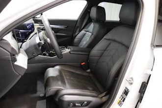 https://vehicle.imgix.net/4266119/4963daad-bb1d-44d0-a070-afd67ad44f5c.JPG