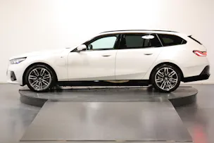 BMW 530e xDrive Touring