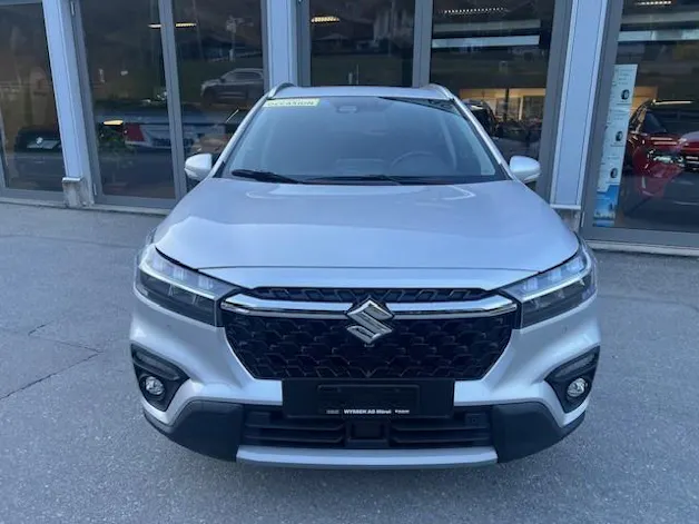 Suzuki S-Cross 1.5 Compact Top Hybrid 4x4