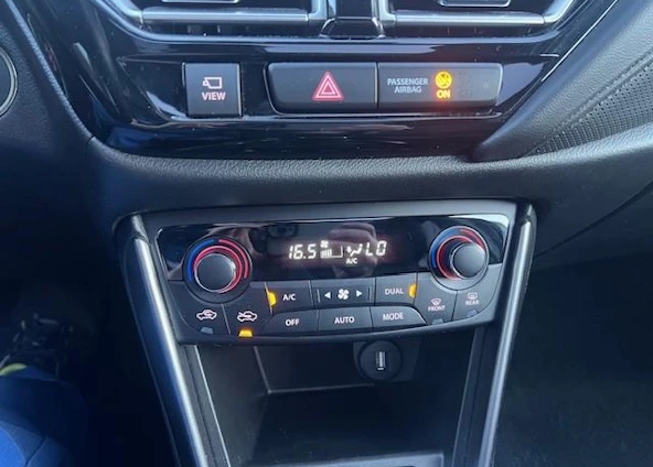 immagine del veicolo 5 immagine del veicolo 5