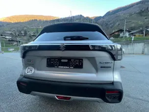 Suzuki S-Cross 1.5 Compact Top Hybrid 4x4