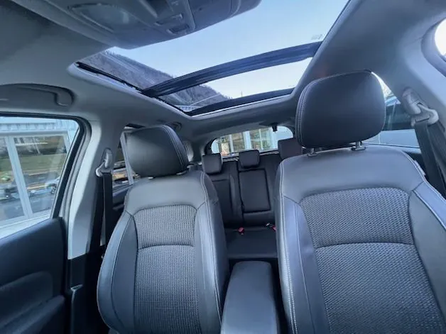 Suzuki S-Cross 1.5 Compact Top Hybrid 4x4
