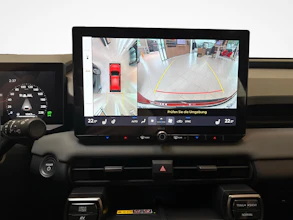 https://vehicle.imgix.net/4266176/9b8b73be-fb7b-40dd-a8d9-e0f7f1f25b3a.jpg