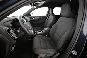 immagine del veicolo VOLVO XC40 P6 Plus