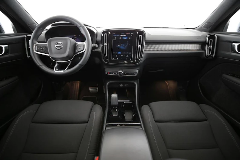 immagine del veicolo VOLVO XC40