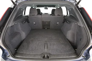 Volvo XC40 P6 Plus
