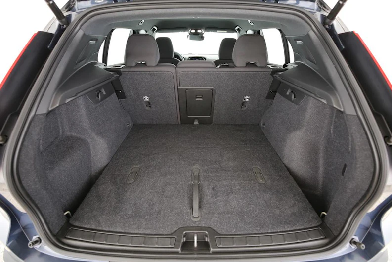 immagine del veicolo VOLVO XC40