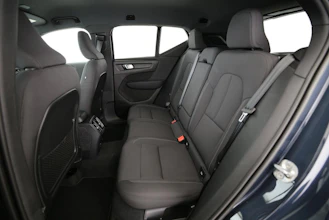 https://vehicle.imgix.net/4266202/ba739e62-633a-498d-a221-58e51a89bc42.jpg