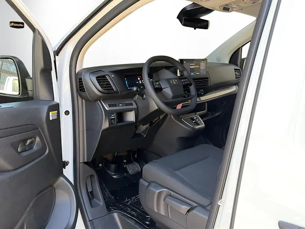 Toyota PROACE Van L1 50KWh Advanced
