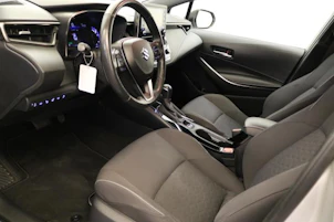 Fahrzeugbild SUZUKI Swace 1.8 Compact Top Hybrid