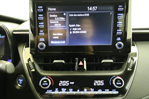 Fahrzeugbild SUZUKI Swace 1.8 Compact Top Hybrid