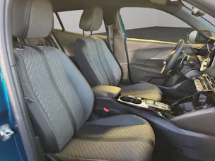 Peugeot 2008 1.2 Hybrid 145 Allure Premium